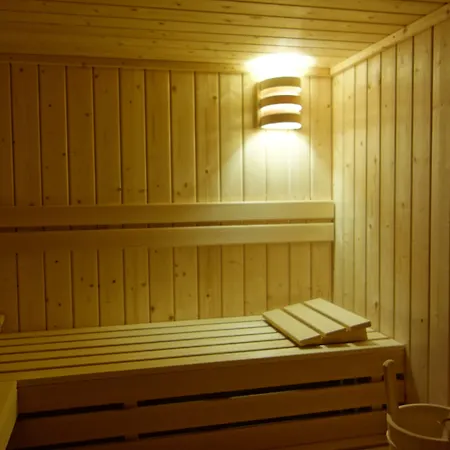 ホテル Altos & 3*