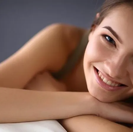 ホテル Altos & 3*