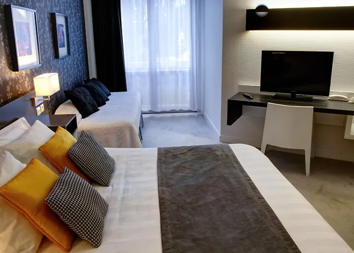 Altos & Hotel Avranches